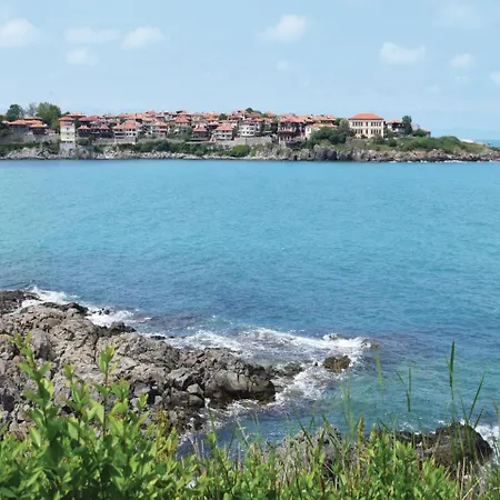 Three-bedroom Holiday In Village Σπίτι διακοπών *